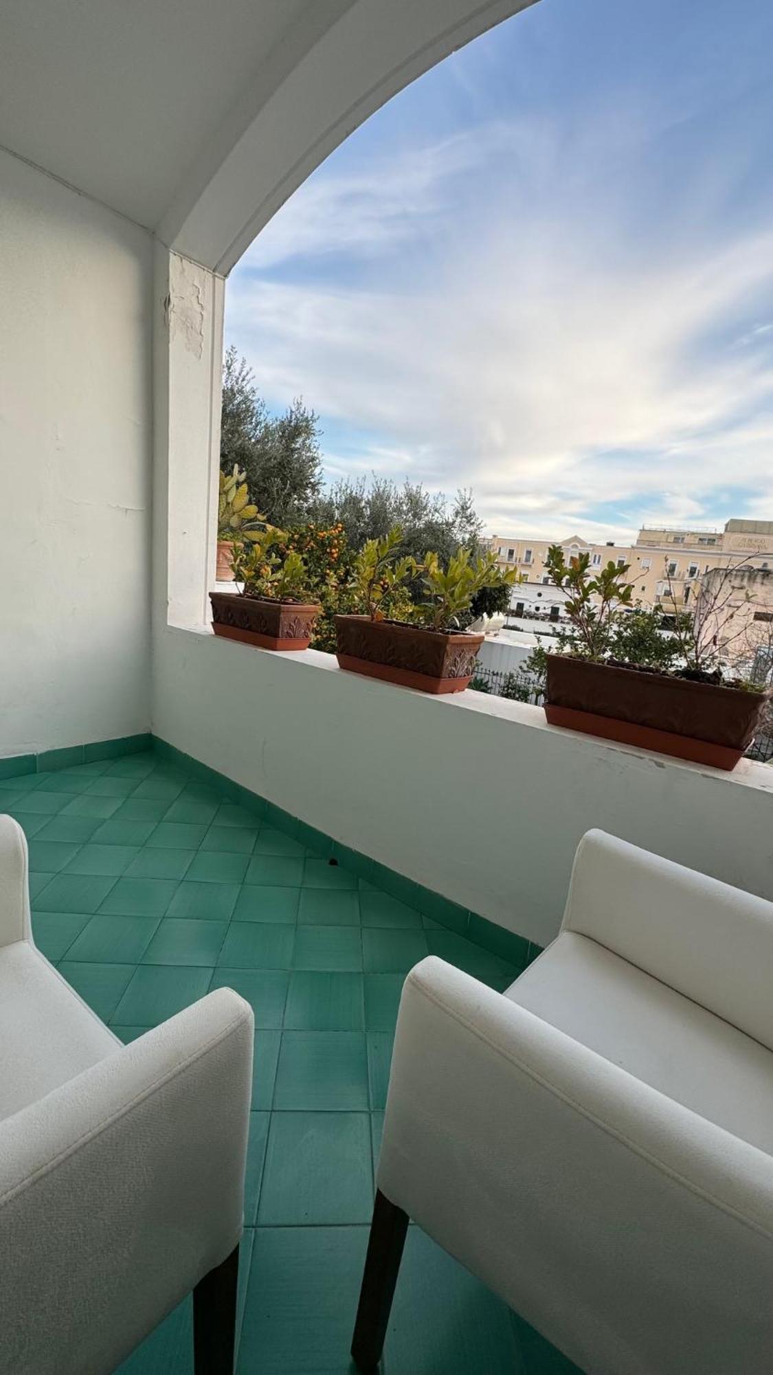 Suites Edivino Design كابري المظهر الخارجي الصورة